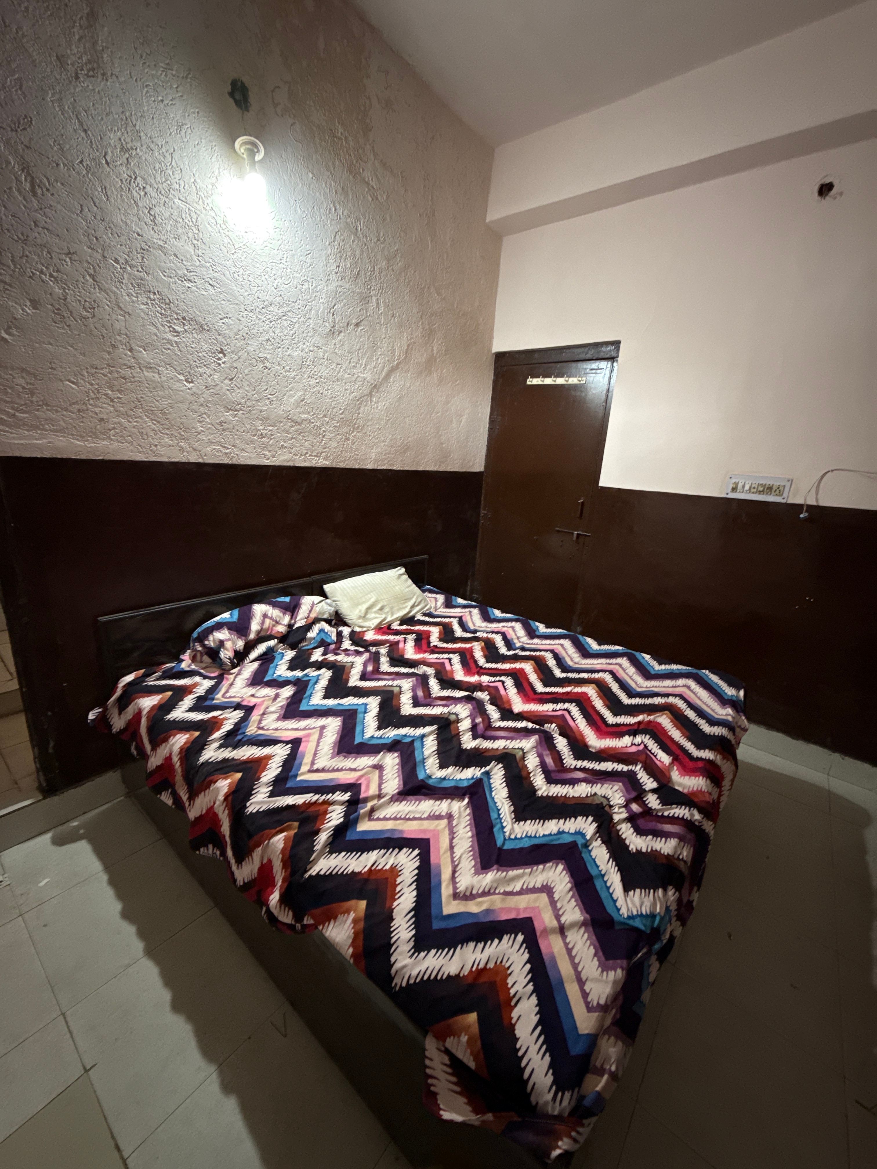 Hotel Rawat Palace - Tap to explore photos