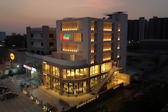 Hotel Grand Arose, Sanand