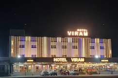 Hotel Viram & Guest House, Vapi