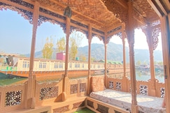 Houseboat New heidi, Srinagar