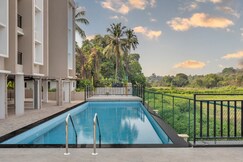 Elegant 2BR w Pool & Balcony near Candolim Beach | Hireavilla, Goa