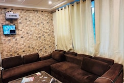 Hotel The Villa By MNG Rooms, Kanpur