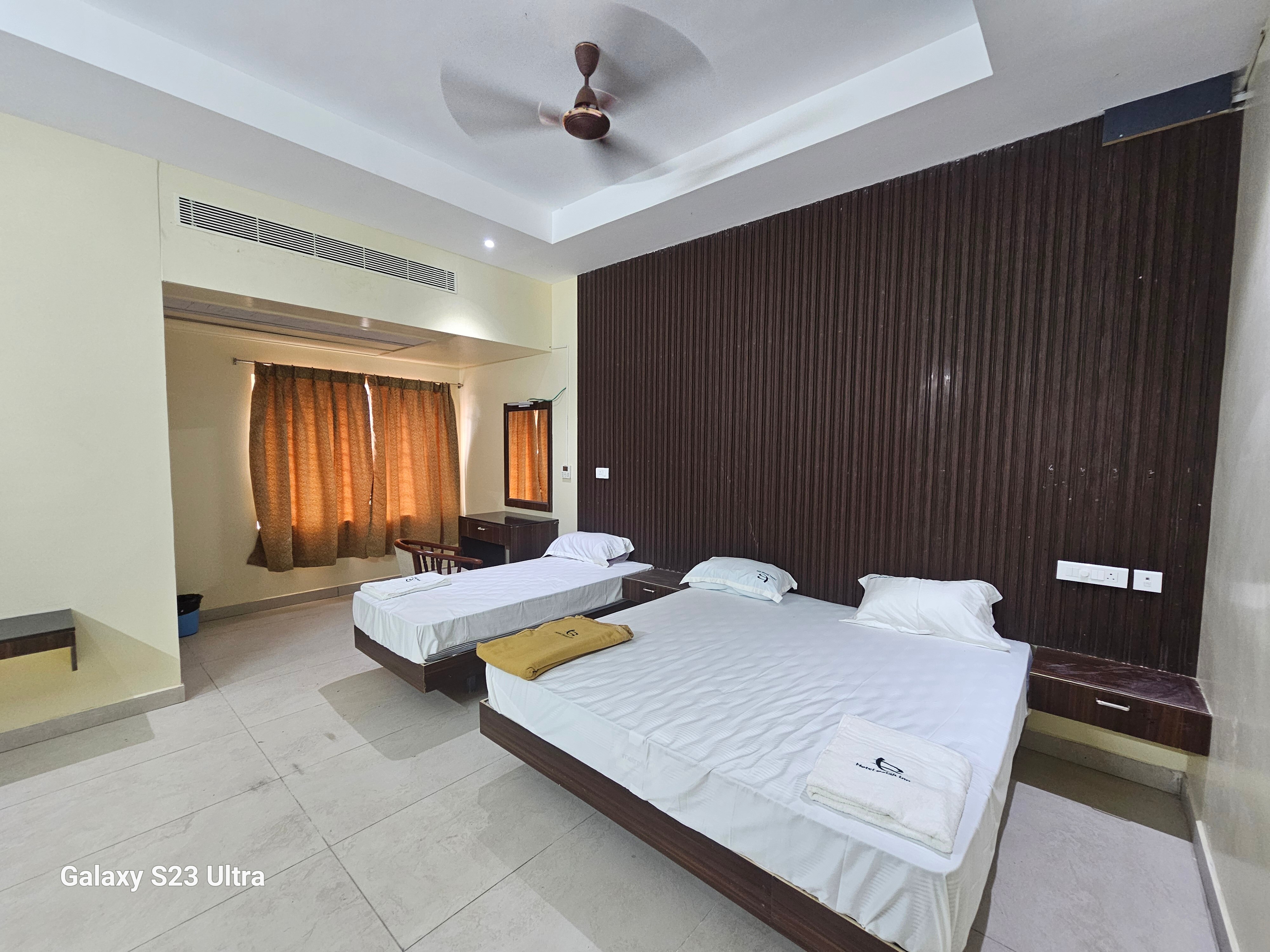 BALAJI INN ANNEXE - Tap to explore photos
