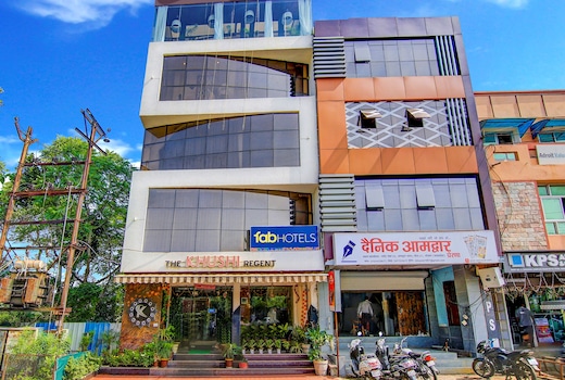 FabHotel Khushi Regent - Near DB Mall