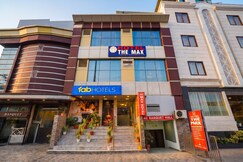 FabHotel The Max, Lucknow