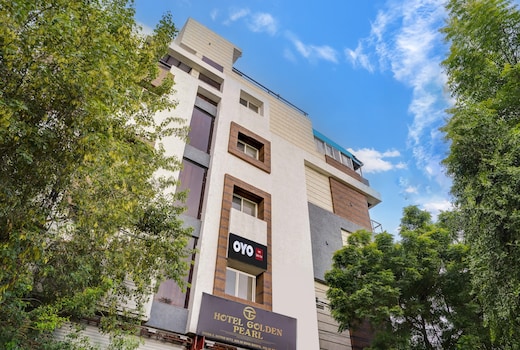 Hotel O Golden Pearl