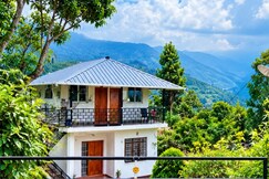 Mountain valley Kanthalloor, Marayoor