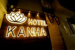 Hotel Kanha (1 min walk to Shrinathji temple), Nathdwara
