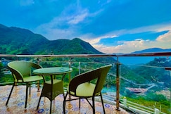 Hotel Kempty Boutique, Vikasnagar