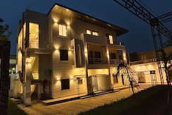 Sri Rameshwar Paradise hotel, Varanasi