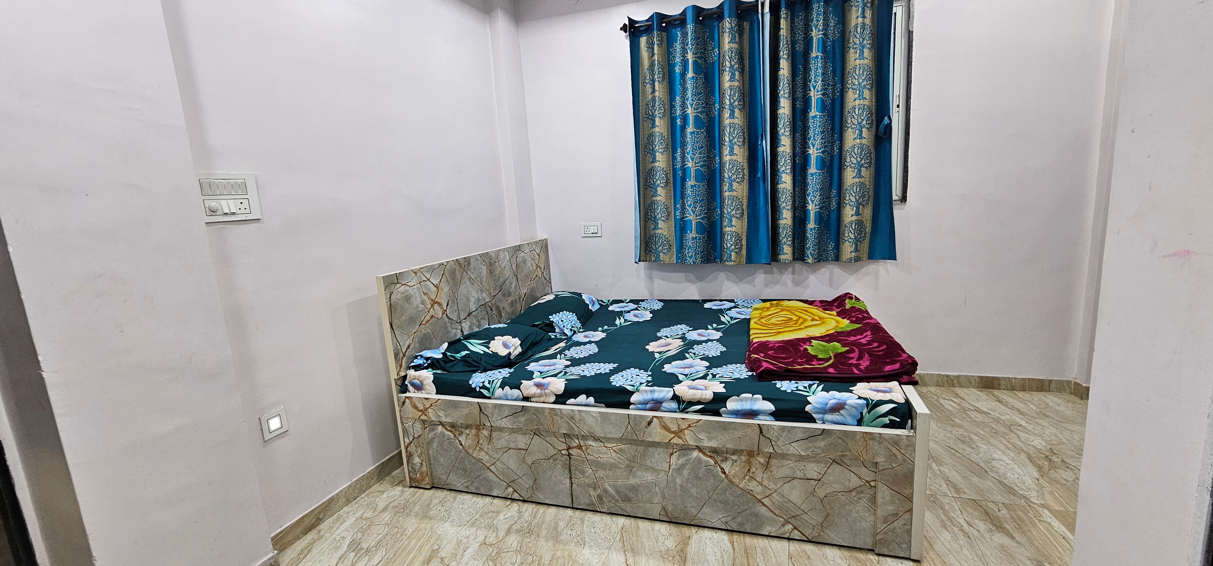 Raj lodging 4