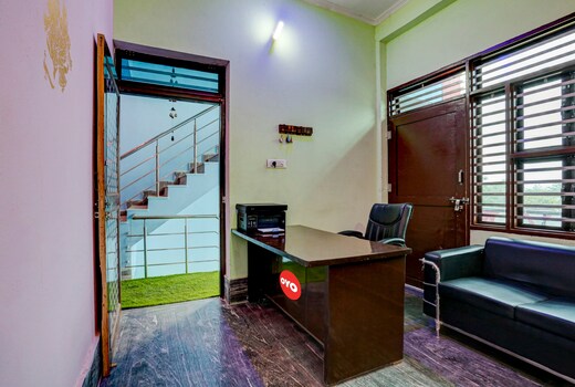 Hotel O Choudhary Residency