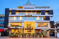 Hotel Cosmos Raj Plaza Jaipur, Jaipur