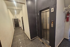 HOTEL ARYA, Varanasi