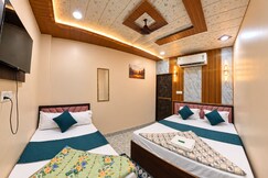 Shiv Baba Paying Guest House, Varanasi