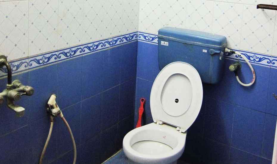 Universal Guest House  Anna Nagar - Tap to explore photos