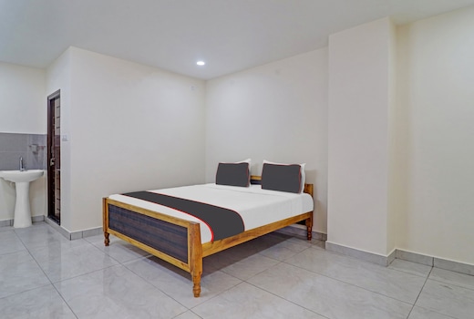 Collection O SV Grand Patancheru