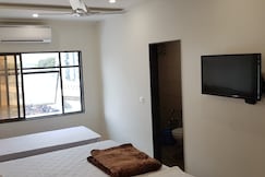 Hotel Stay Well, Vadodara