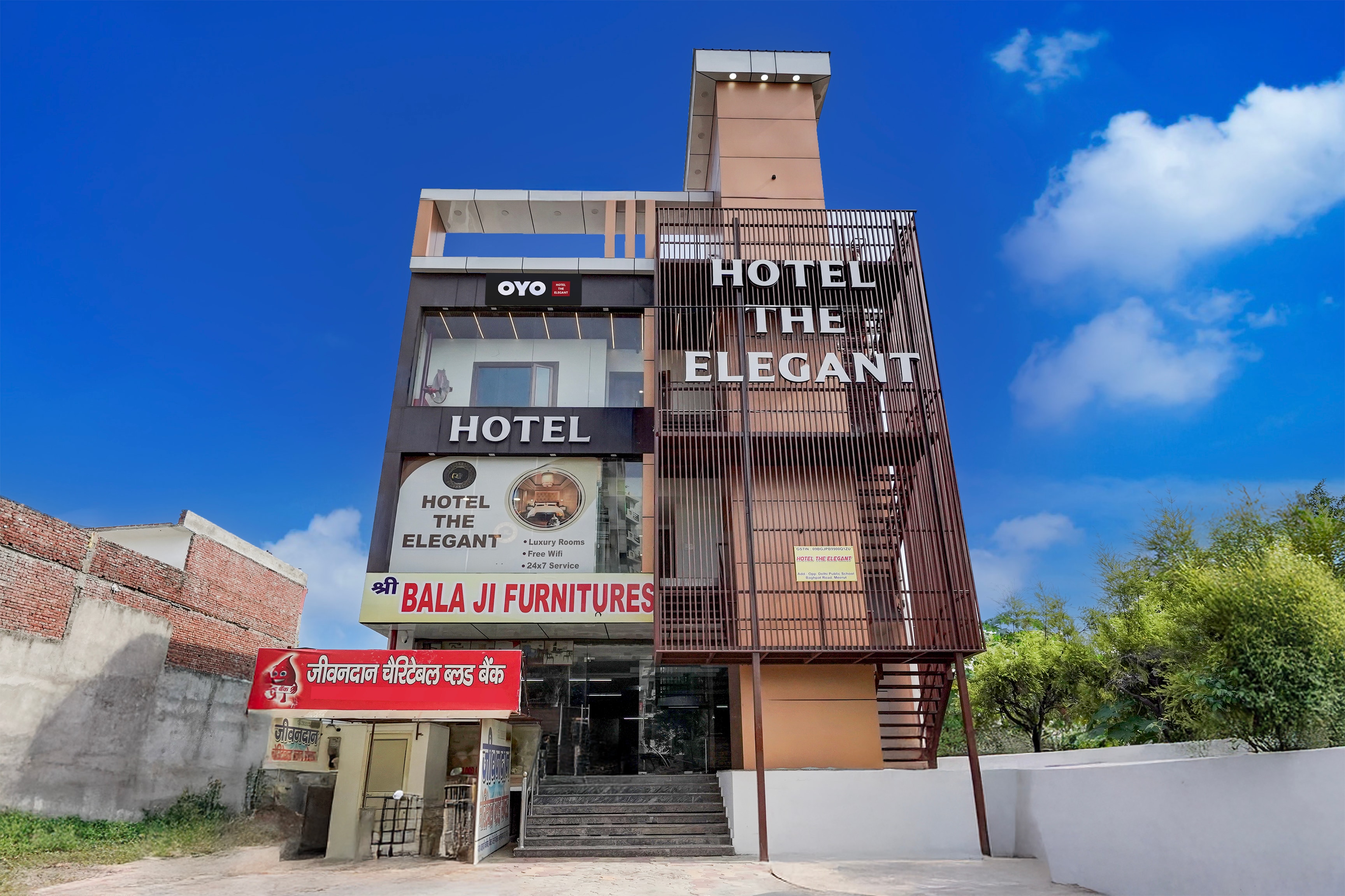 HOTEL O THE ELEGANT - Tap to explore photos
