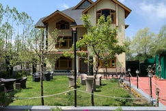 Garden of Eden | Next to Dal Lake, Srinagar