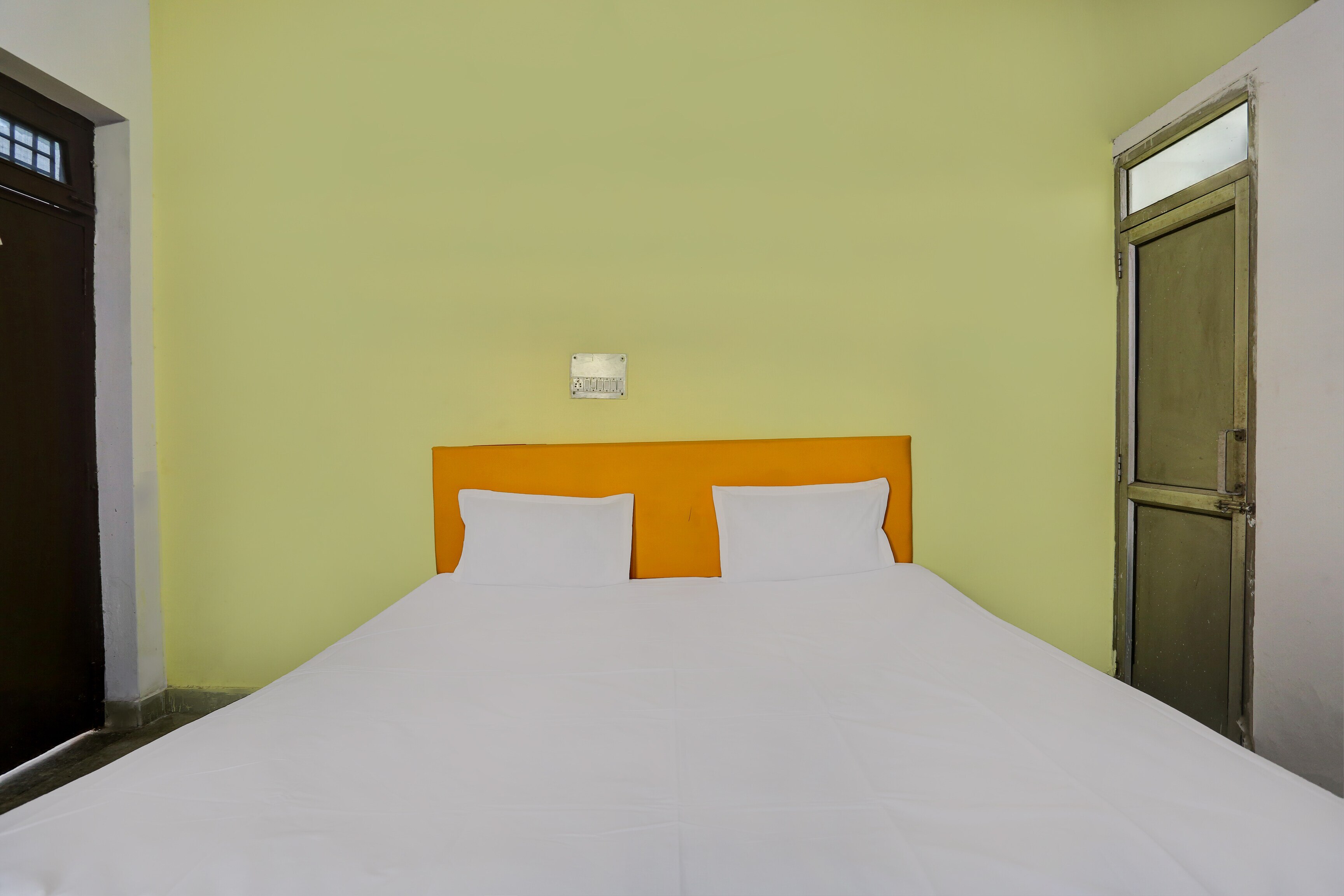 SPOT ON Avantika Guest House - Tap to explore photos