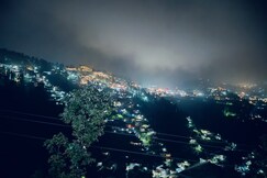 Bhatt Niwas | 800 Mtrs From Mall Road, Mussoorie