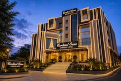 Hotel Cardinal Express Oxmo @ Delhi Airport By Luxury Group, Delhi