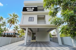 Super Hotel O Nettoor Junction Kochi Formerly Radhika Residency, Cochin