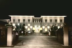 Hotel Silver Palm Ashok, Malout