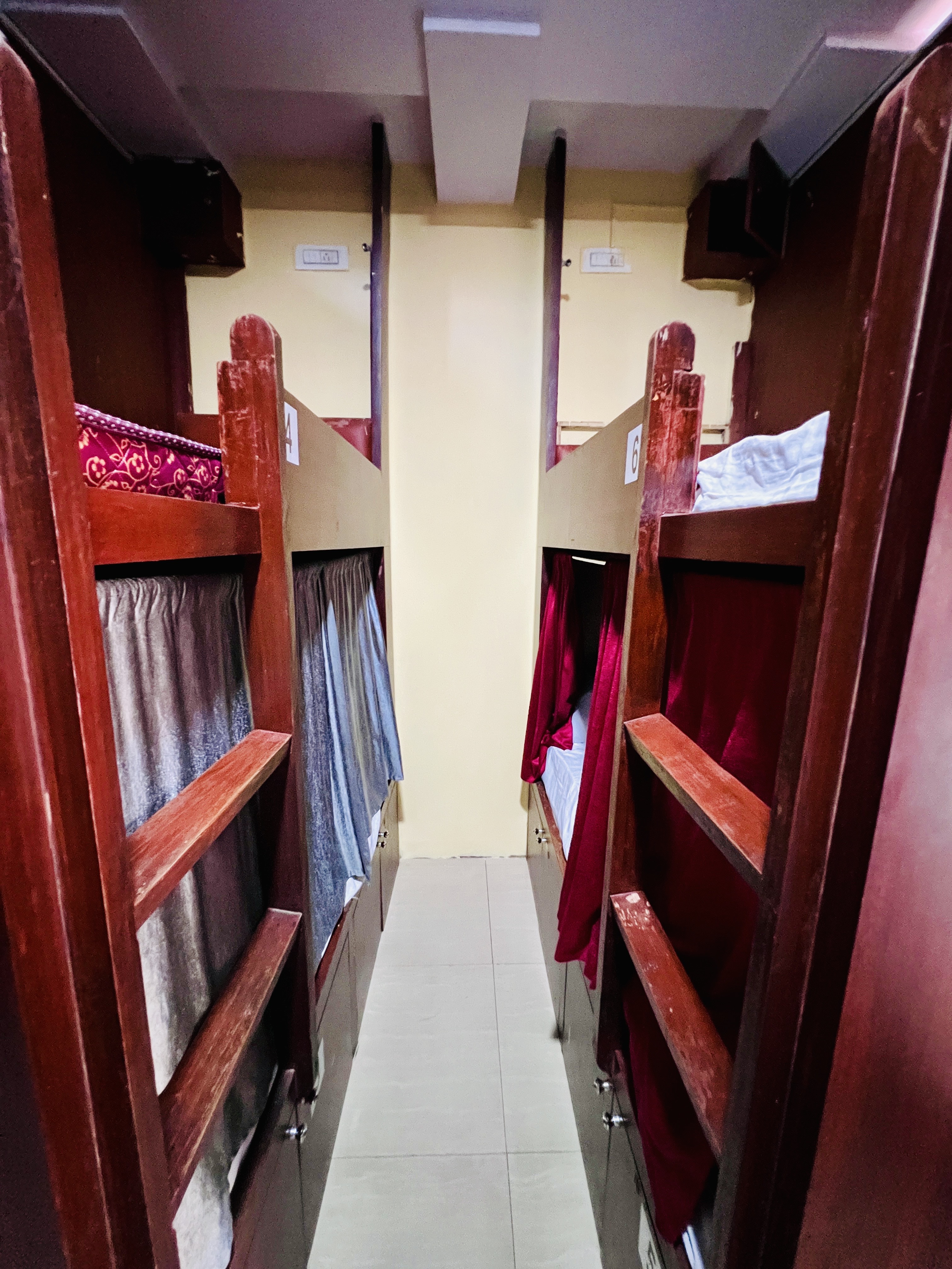 BKC Backpacker Stay Hostel - Tap to explore photos