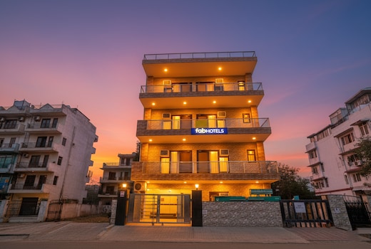 FabHotel Star Corporate Suite I