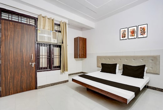 Hotel O Aagman place