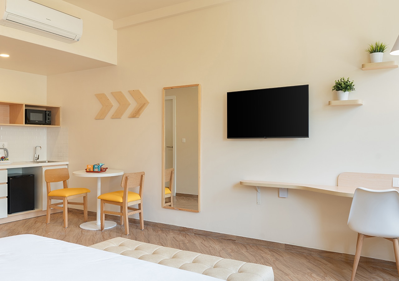 Bloom Hotel - Jubilee Hills - Tap to explore photos