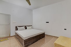 Hotel O Mahadevi Lawn, Lucknow