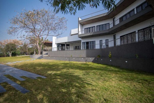 StayVista | Earth Song 6 BHK Villa