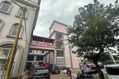 Dwaraka Inn, Chitradurga