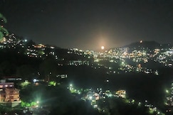 Solo Home Homestay | Room & Kitchen, Shimla