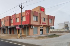 Hotel SRM, Sutrapada