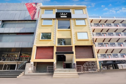 Super Collection O Vikas Nagar Post Office Formerly Metro Club and Guest House