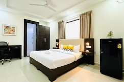 BluO Penthouse at CyberCity with BathTub Terrace Garden, Noida