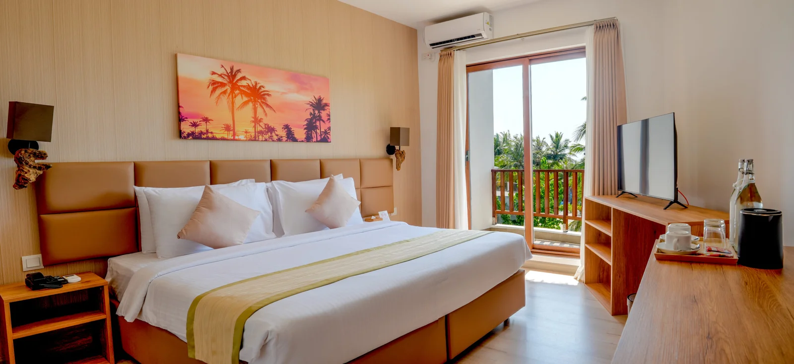 Cocomo Maldives, Maldives