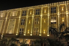 Santorini Resort, Mampur Bana