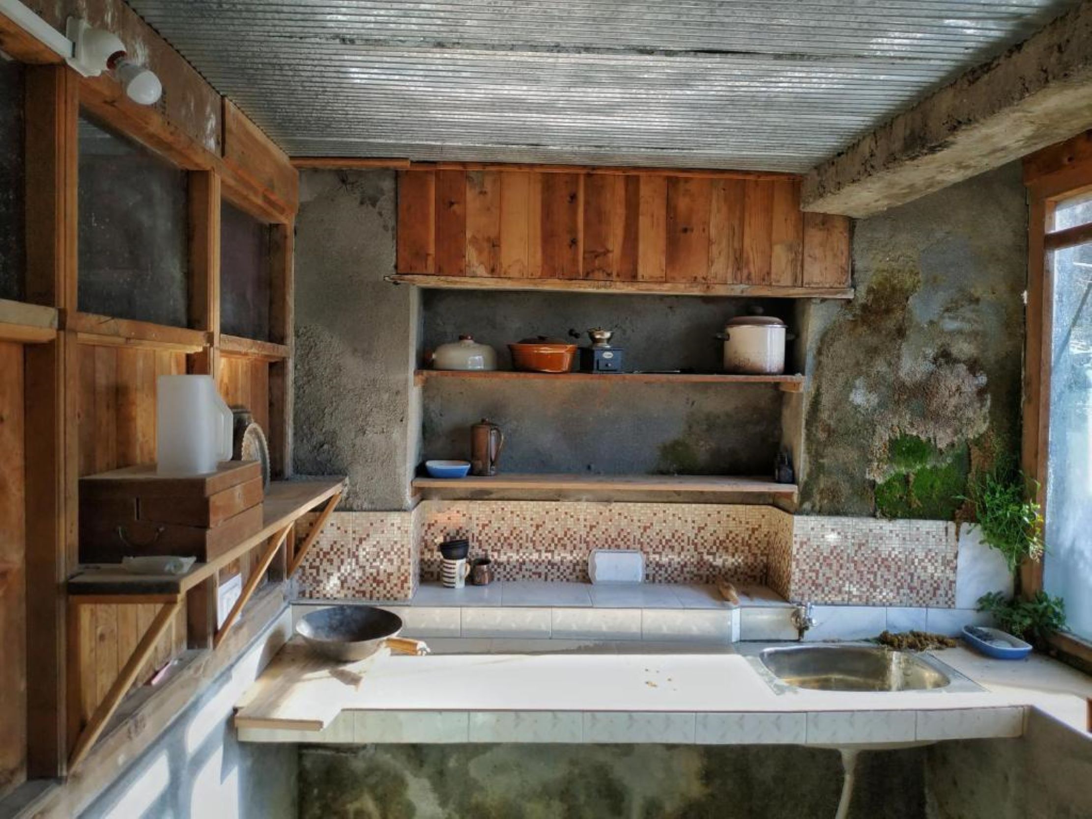 Rising Moon Homestay - Tap to explore photos