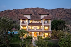 The Hunting Lodge - Luxury Resort in Udaipur, Udaipur