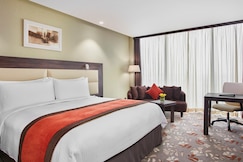 Crowne Plaza KUWAIT AL THURAYA CITY, Al Farwaniyah