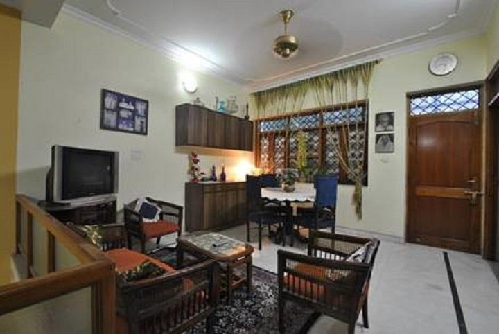 Silver Sands Homestay - Tap to explore photos