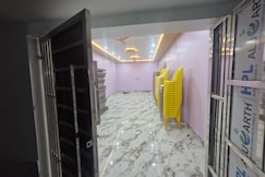 Shriram Lodge, Nanpara