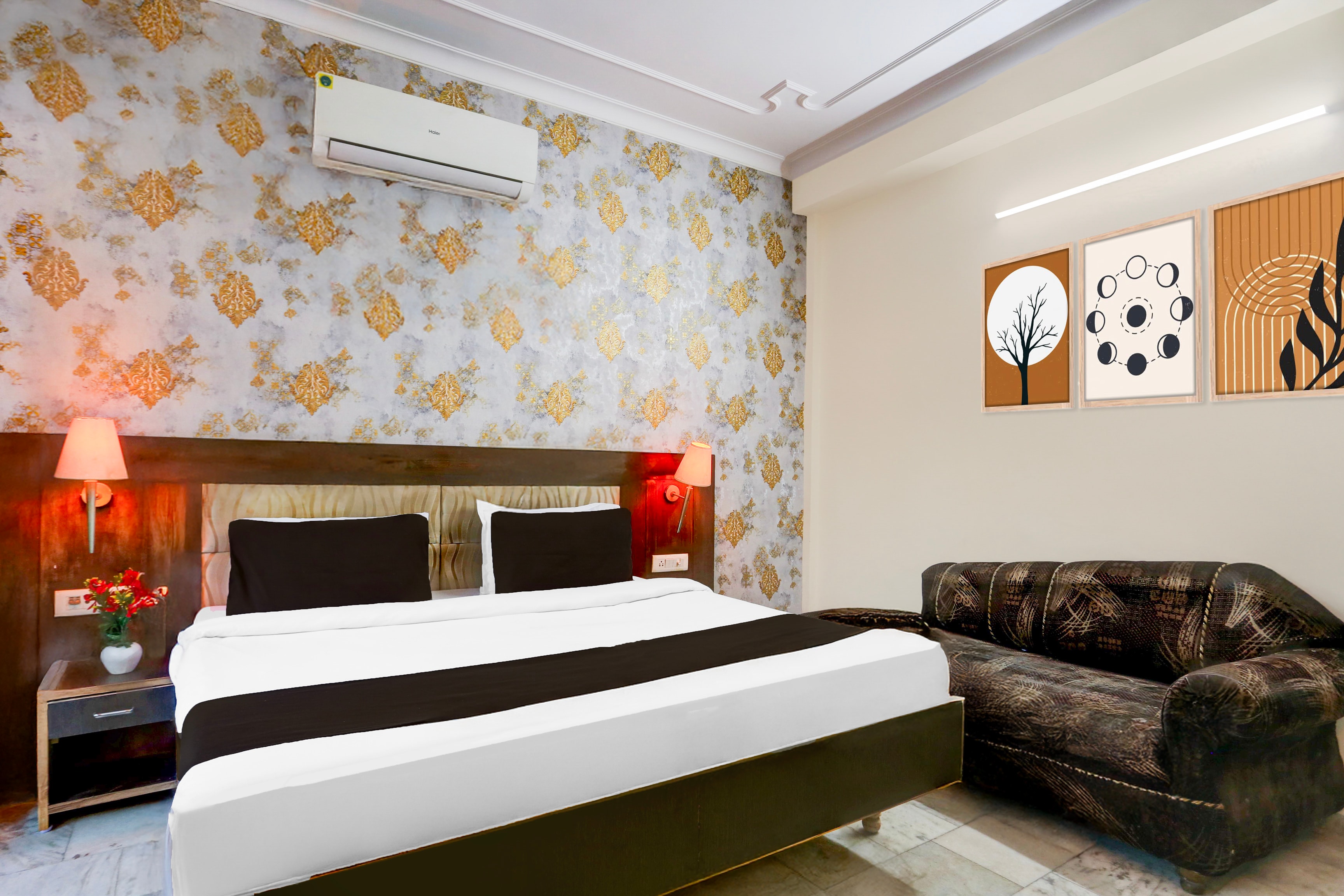 Super Hotel O Subhani Building Formerly Hotel Amandeep - Tap to explore photos