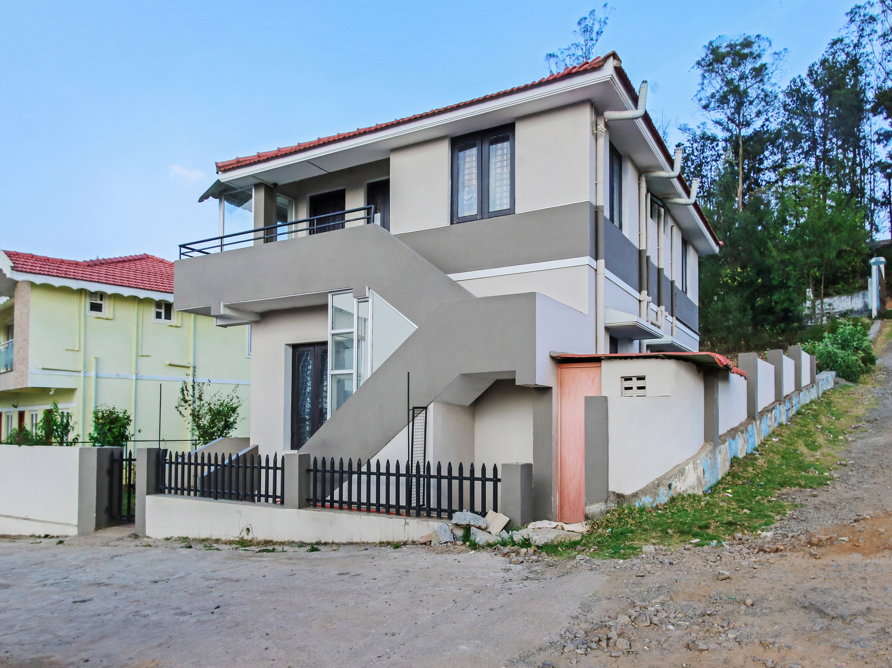 Oyo Home 35925 Premium 2bhk Cottage Hollywood Hill Road Ooty