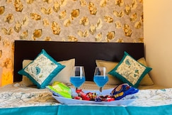 Cozy Corner Studio in SouthDelhi, Delhi